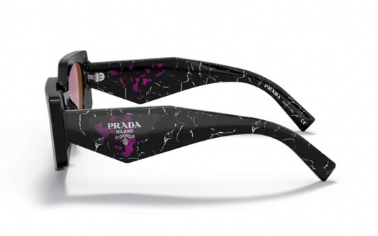 Prada sunglass 15Y