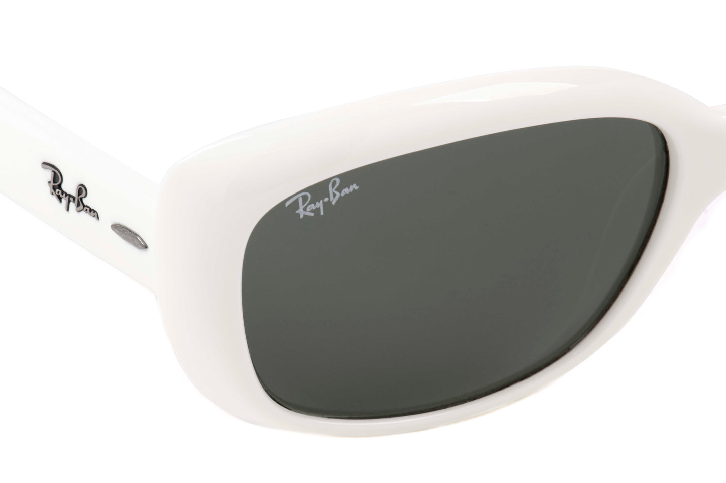 Ray-Ban Sunglasses RB4101 671