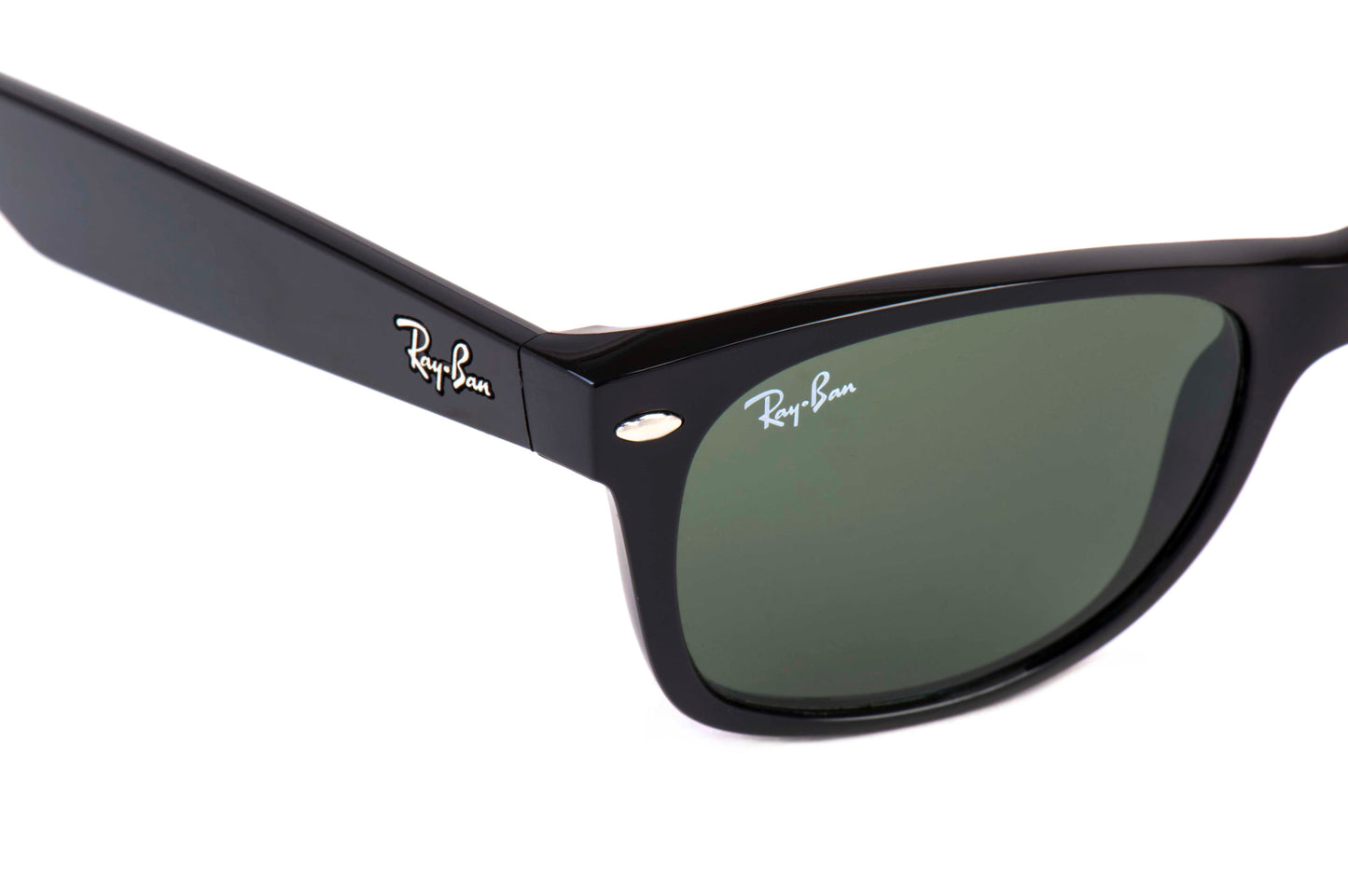 Ray-Ban New Wayfarer Sunglasses RB2132 901