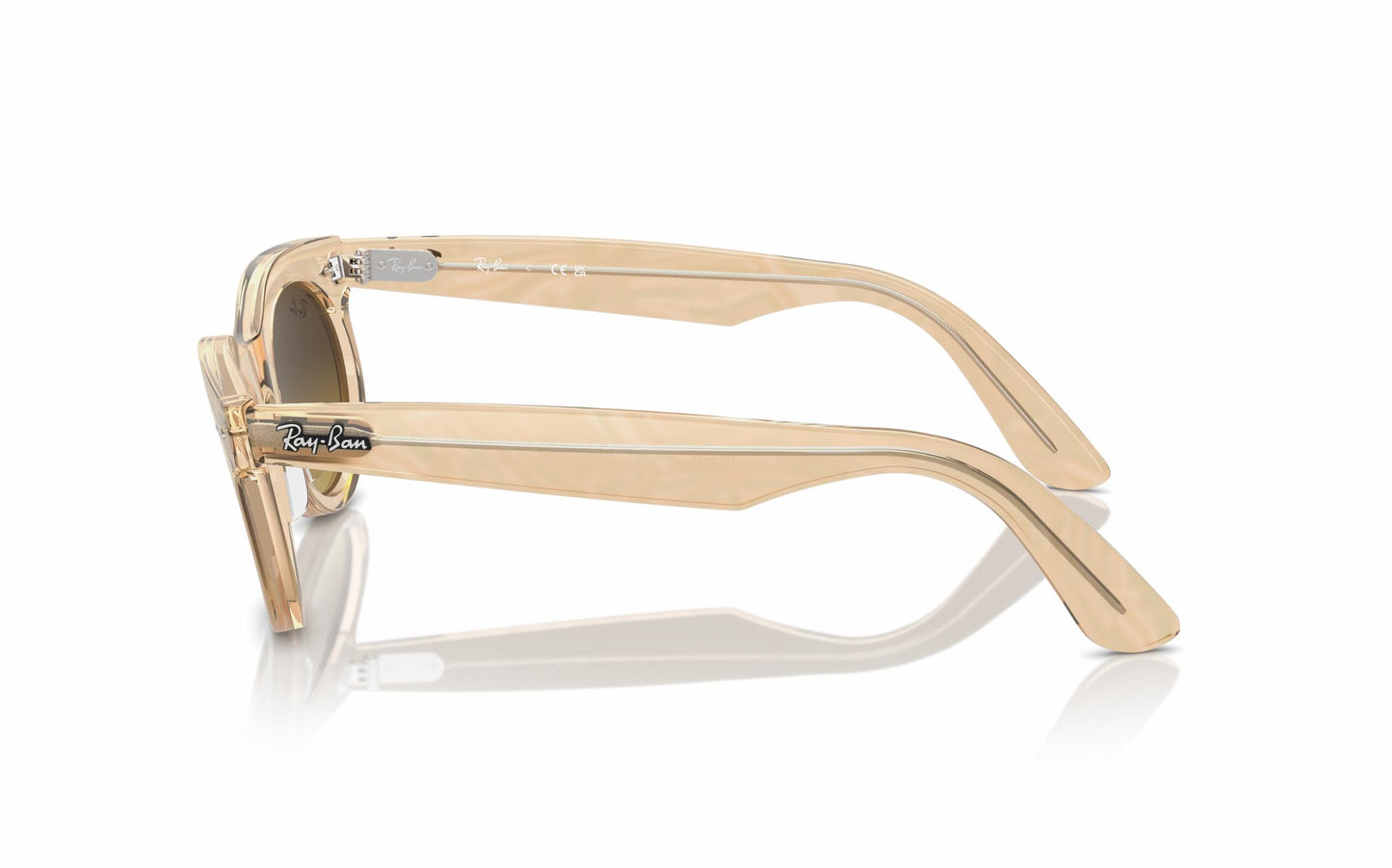 Ray-Ban Wayfarer Oval Sunglasses RB2242 1386/85