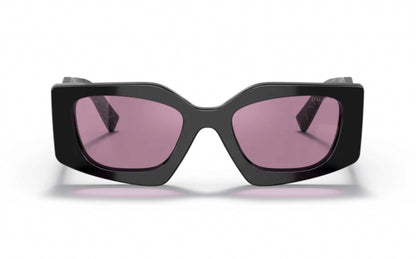 Prada sunglass 15Y