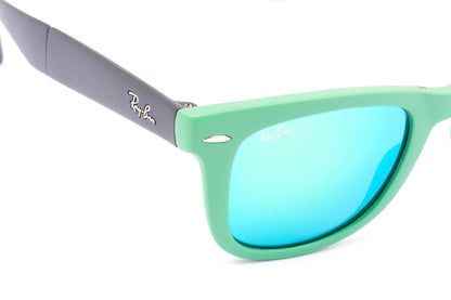 Ray-Ban Wayfarer Sunglasses RB4105 6021/19