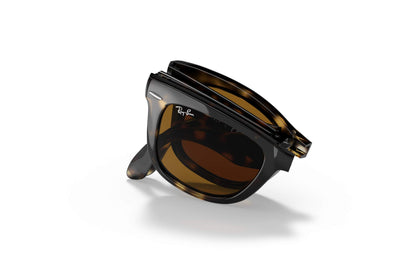 Ray-Ban Wayfarer Folding Classic Sunglasses RB4105 710